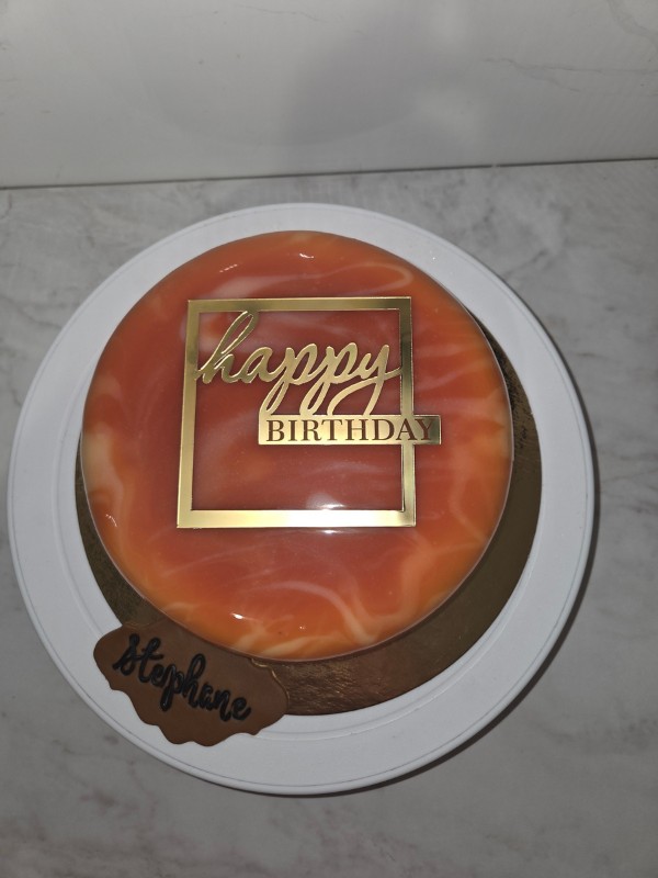 Entremet vanille praline glacage miroir marbre