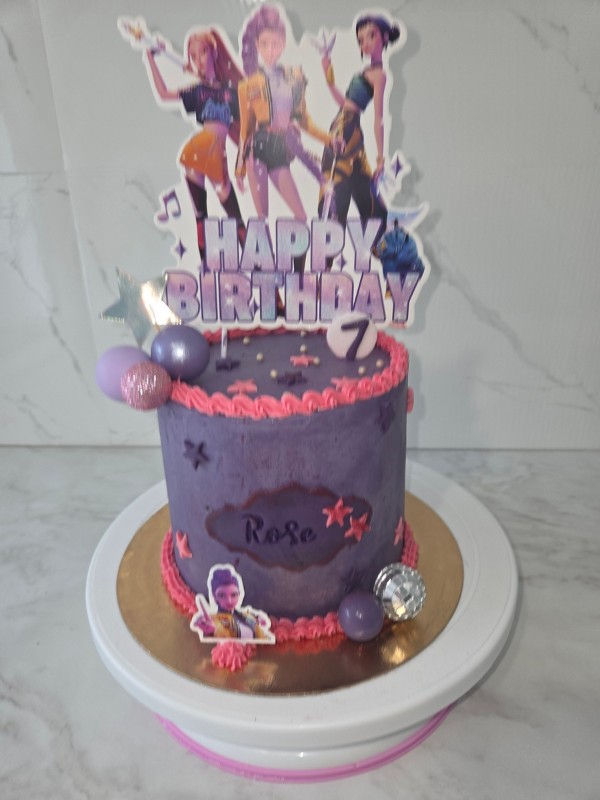 Layercake enfant rose K Pop Demon Hunters