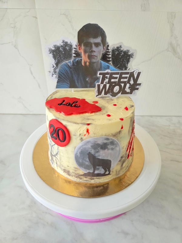 layercake adulte teenwolf