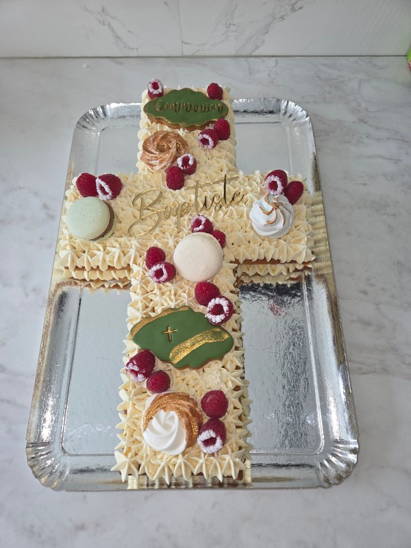 numbercake bapteme vert sauge