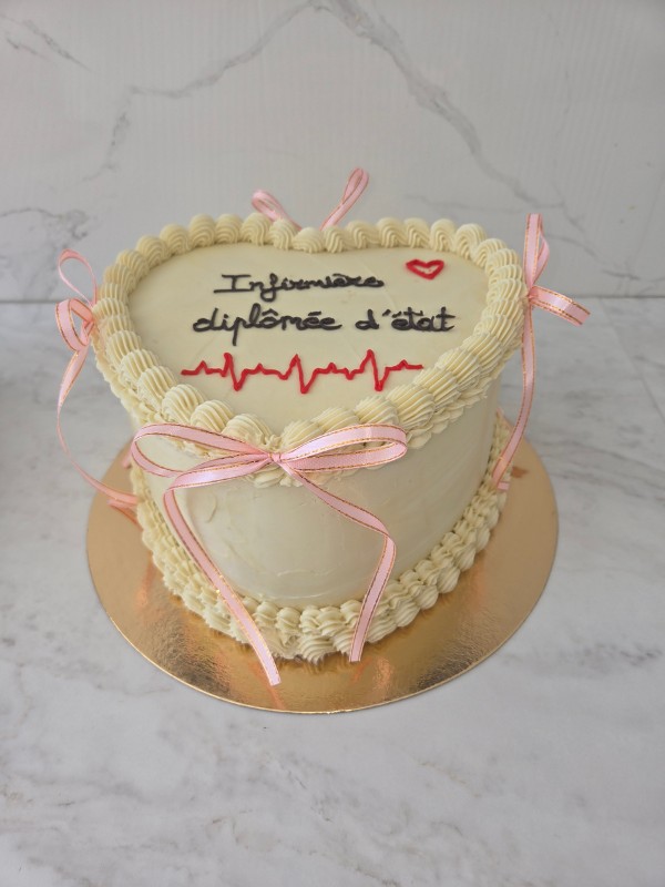 layercake forme coeur infirmiere